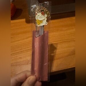 Lucky Cat Keychain with Black pen